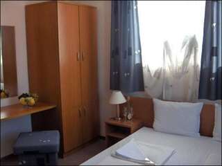 Отель Hotel Antares Созополь Стандартный двухместный номер с 1 кроватью-6